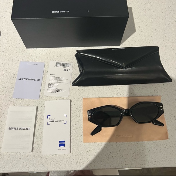 Gentle Monster sunglasses GHOST 01 - Picture 6 of 8